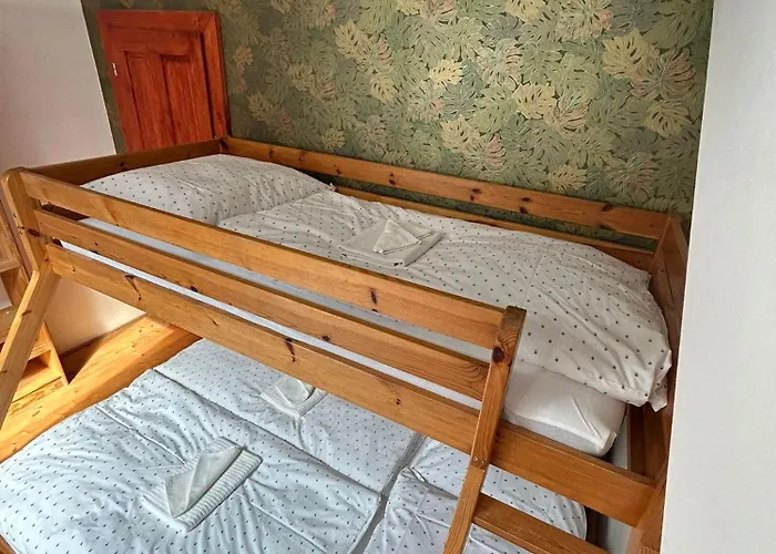 Nyaraló Orechov *